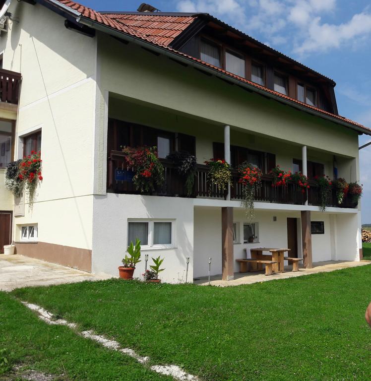 House Josipa Hotel Rakovica Buitenkant foto