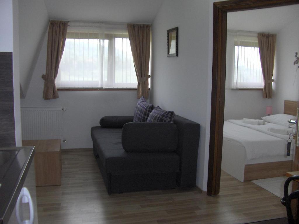 House Josipa Hotel Rakovica Kamer foto